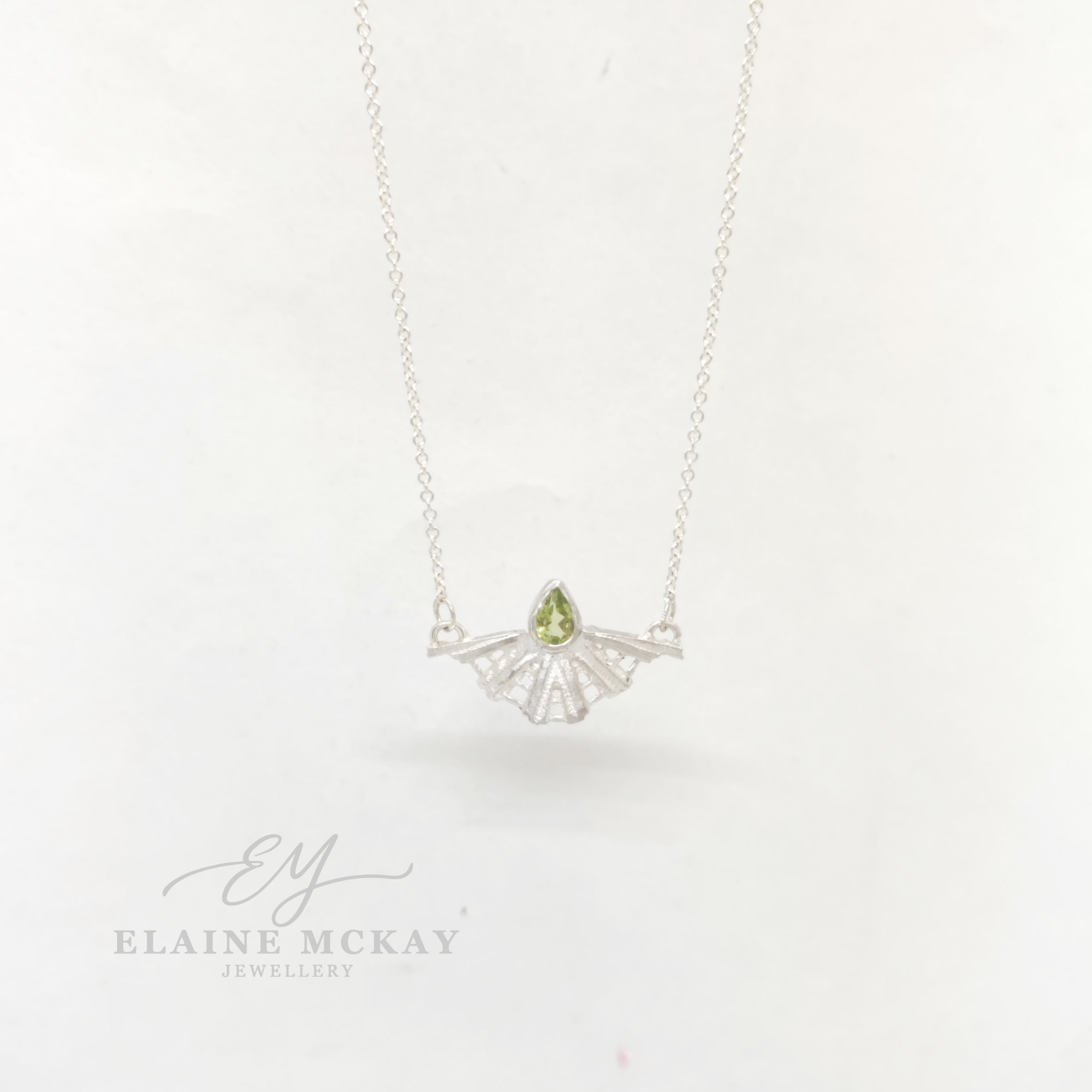 Peridot Deco necklace