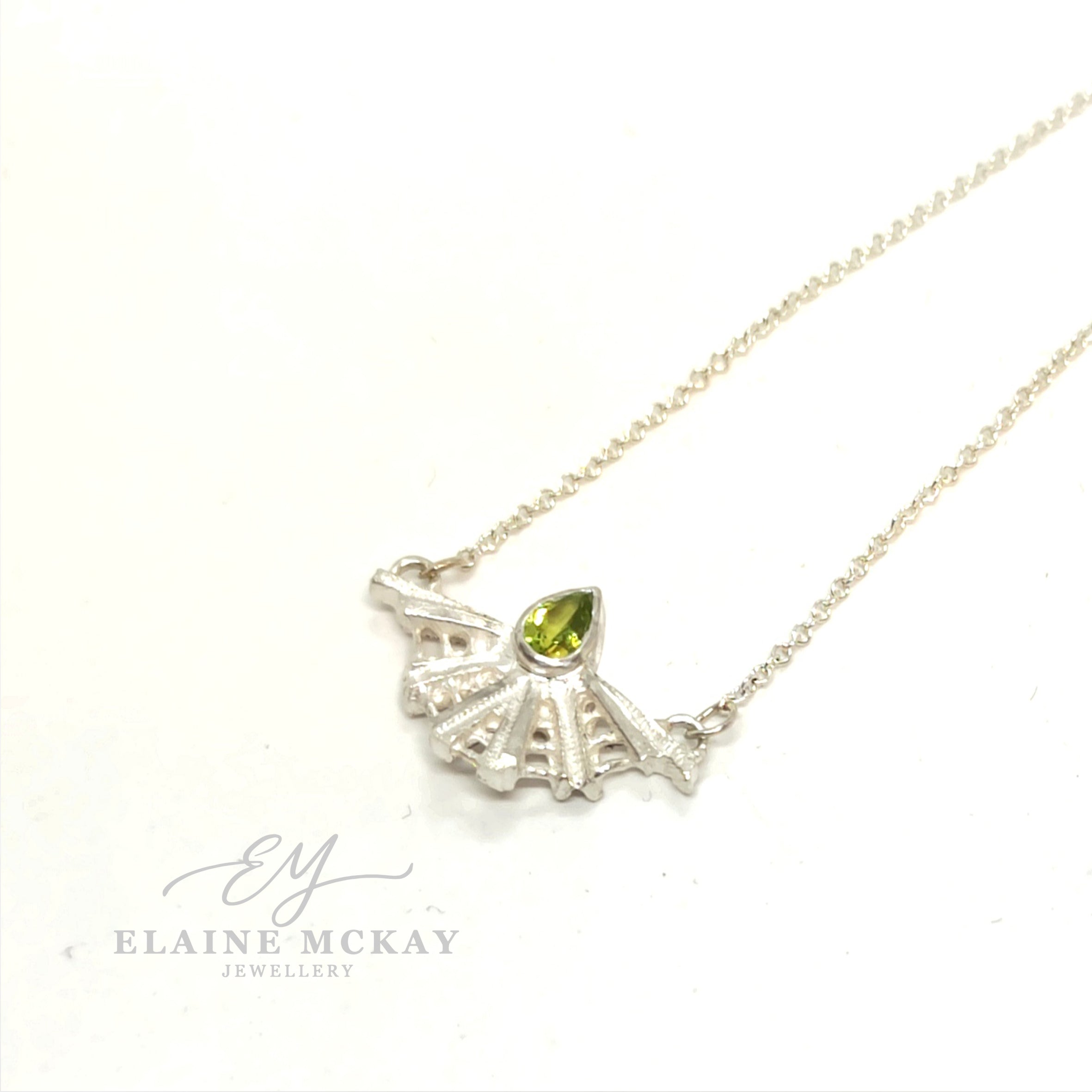 Peridot Deco necklace